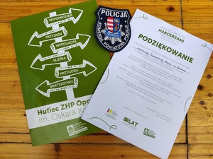 podziękowanie, zielona obwoluta z białymi napisami, hufiec zhp opoczno.